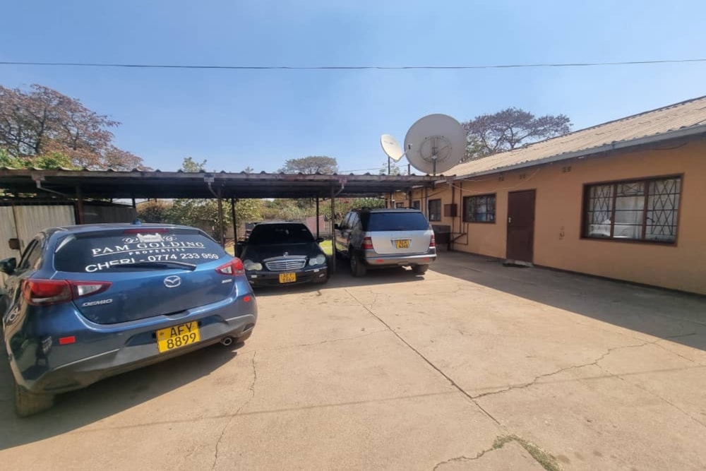 House for sale in Kwekwe, Zimbabwe - 3ZB1720540 House for sale in Kwekwe, Zimbabwe - 3ZB1720540