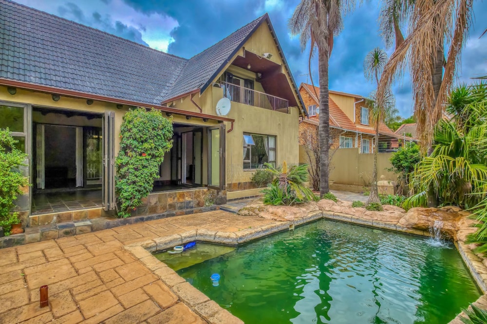 House for sale in Weltevredenpark - RAN1720899