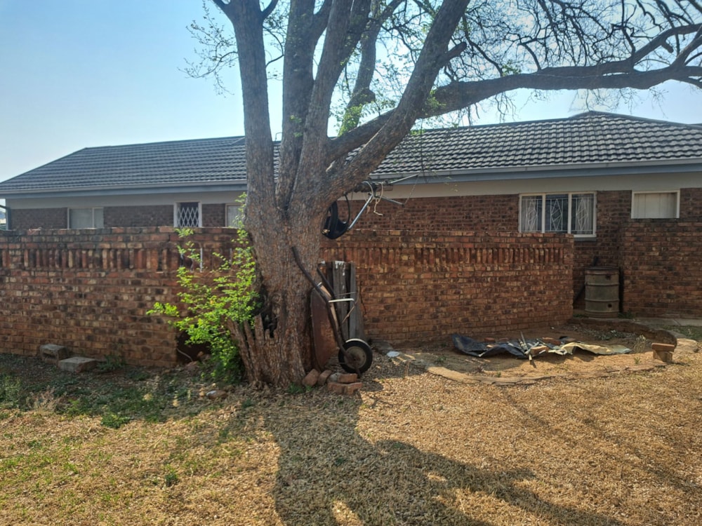 House for sale in Christiana, North West Province - 1KJ1720594