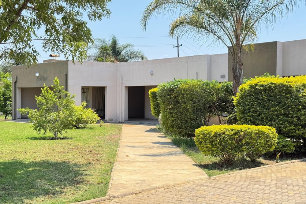 House for sale in Selbourne Park, Zimbabwe - 3ZB1720588 House for sale in Selbourne Park, Zimbabwe - 3ZB1720588