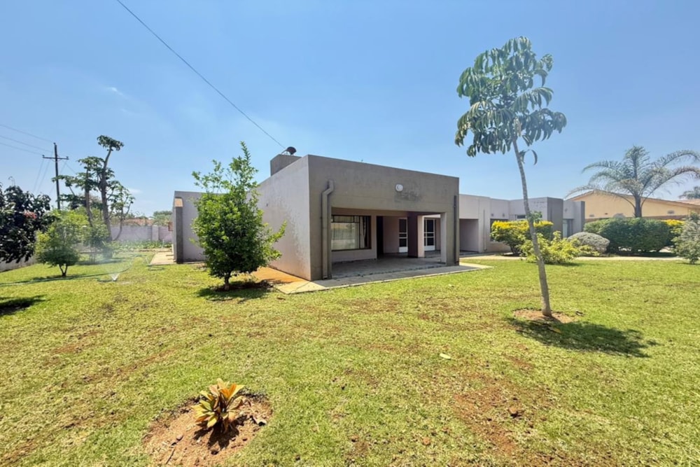 House for sale in Selbourne Park, Zimbabwe - 3ZB1720588 House for sale in Selbourne Park, Zimbabwe - 3ZB1720588