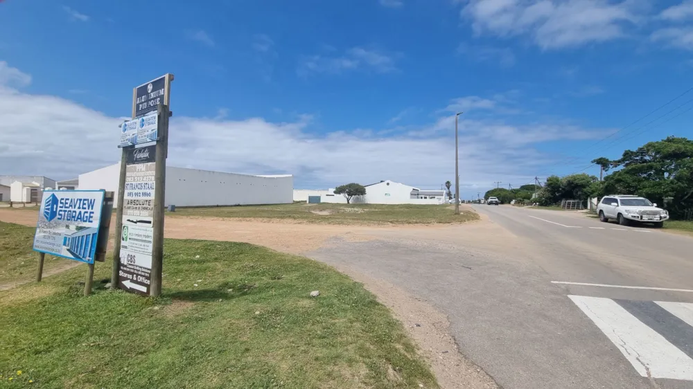 Commercial vacant land for sale in St Francis Bay Industrial - 1SA1720869 Commercial vacant land for sale in St Francis Bay Industrial - 1SA1720869