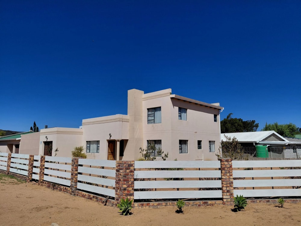 Double-storey house for sale in Graafwater - 1NA1720653