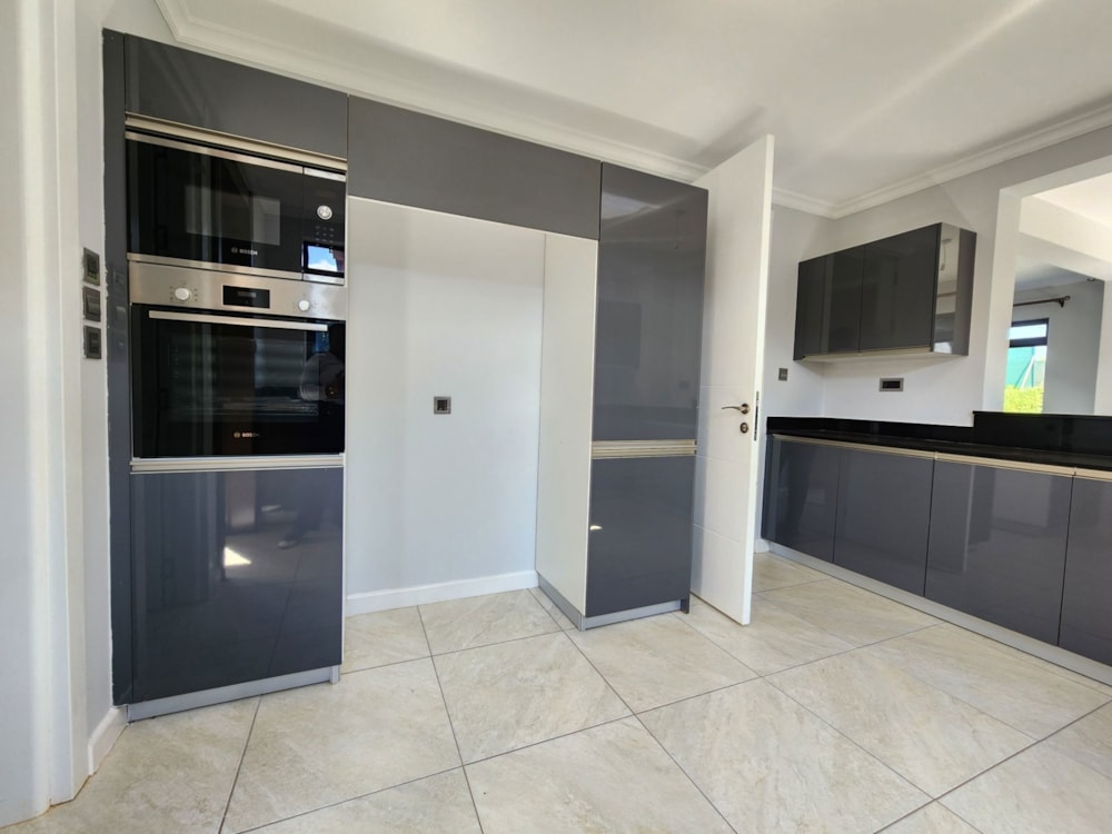 Townhouse for sale in Kiambu Road, Kenya - 3KE1720659