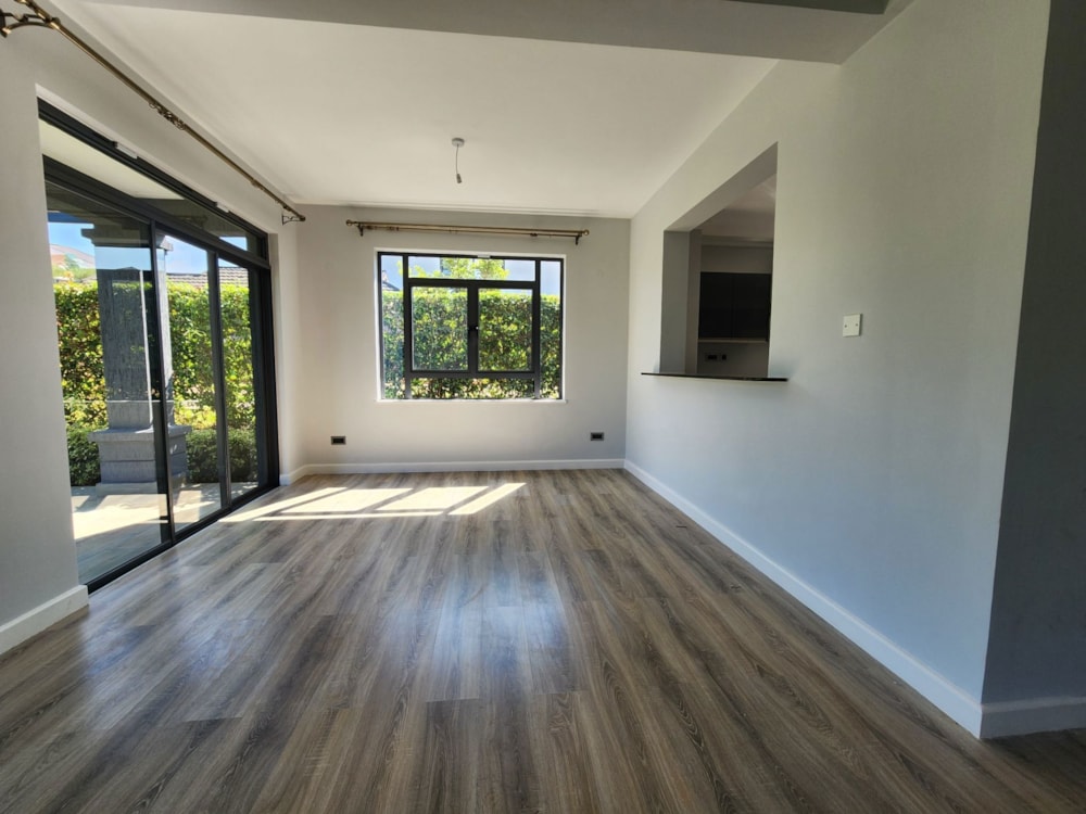 Townhouse for sale in Kiambu Road, Kenya - 3KE1720659