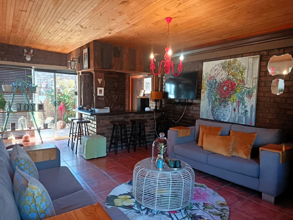 House for sale in Wesbank, Oudtshoorn - 1OU1720837 House for sale in Wesbank, Oudtshoorn - 1OU1720837