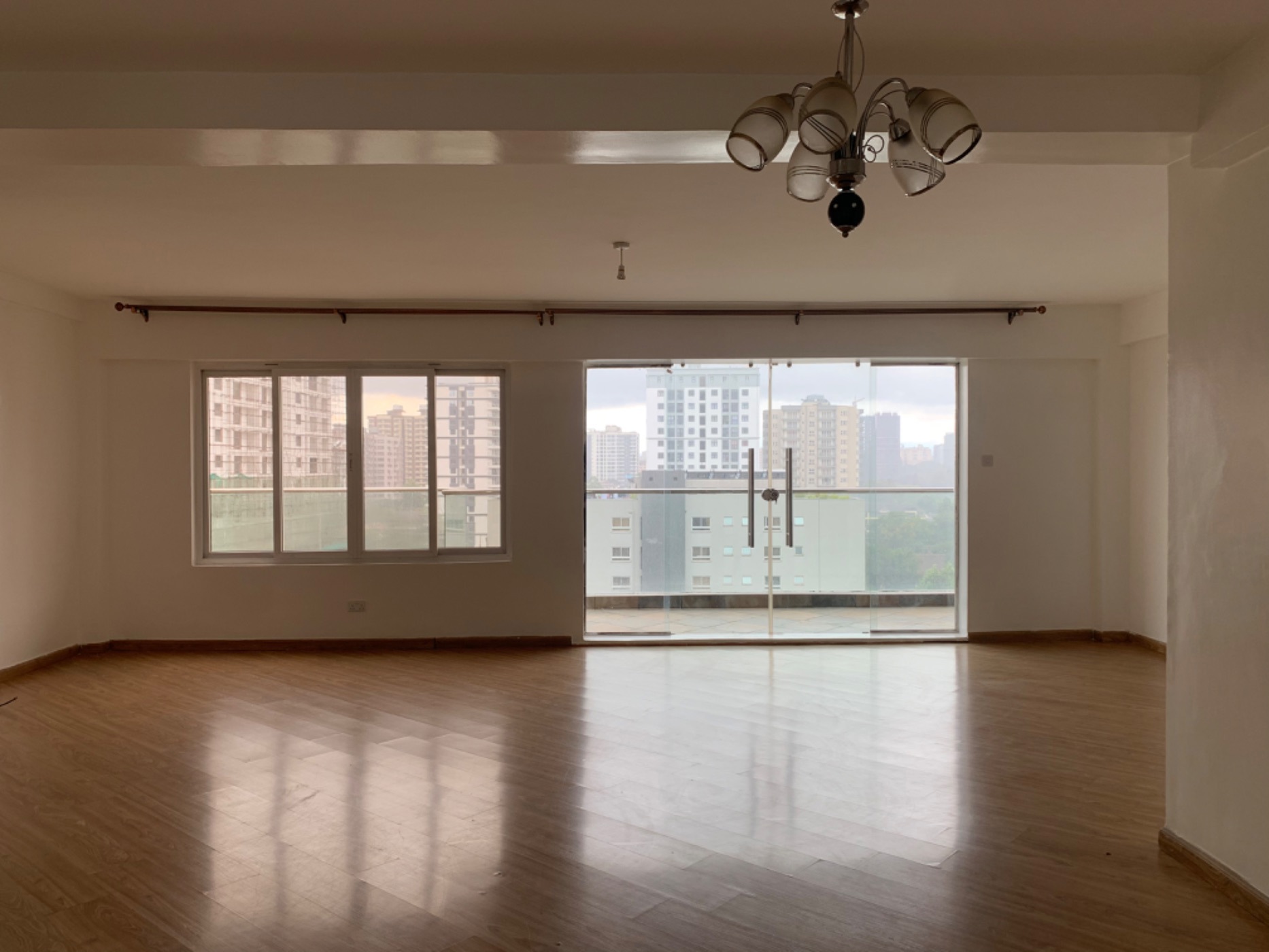 Apartment to rent in Kilimani, Kenya - 3KE1720818