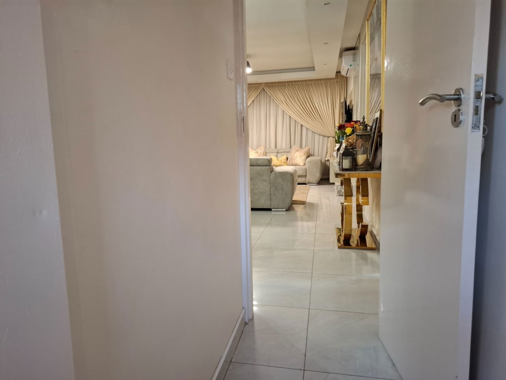 House to rent in Block 7, Botswana - 3BO1720833