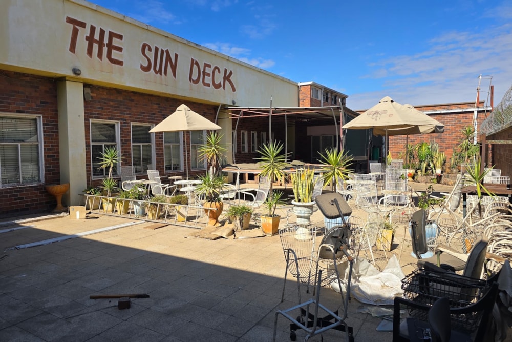 Commercial Building for sale in Bulawayo, Zimbabwe - 3ZB1720841 Commercial Building for sale in Bulawayo, Zimbabwe - 3ZB1720841