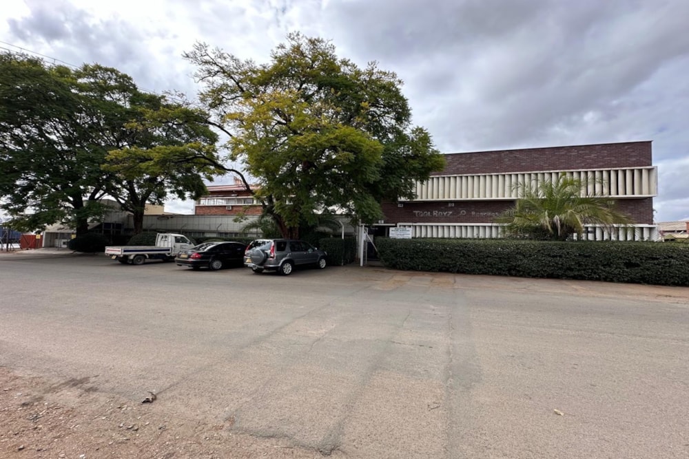 Commercial Building for sale in Belmont, Zimbabwe - 3ZB1720867 Commercial Building for sale in Belmont, Zimbabwe - 3ZB1720867