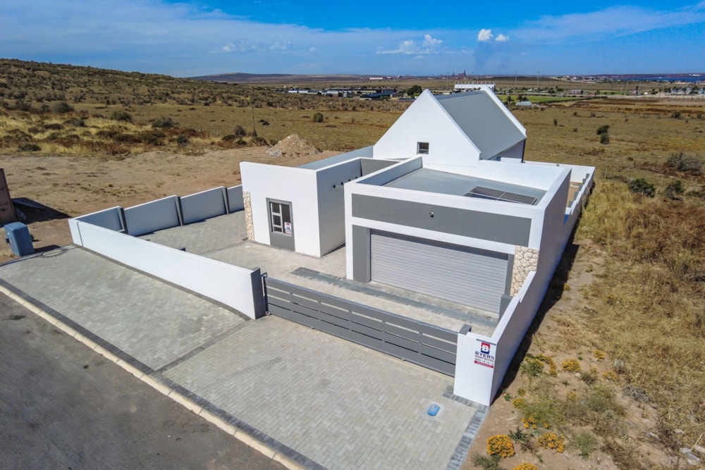 House for sale in Saldanha Bay - LA1721597 House for sale in Saldanha Bay - LA1721597