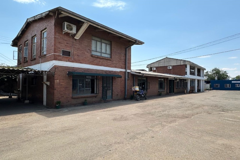 Commercial Building for sale in Bulawayo, Zimbabwe - 3ZB1720903 Commercial Building for sale in Bulawayo, Zimbabwe - 3ZB1720903
