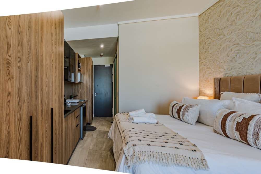 Bachelor apartment to rent in Menlyn - PTL1720923 Bachelor apartment to rent in Menlyn - PTL1720923