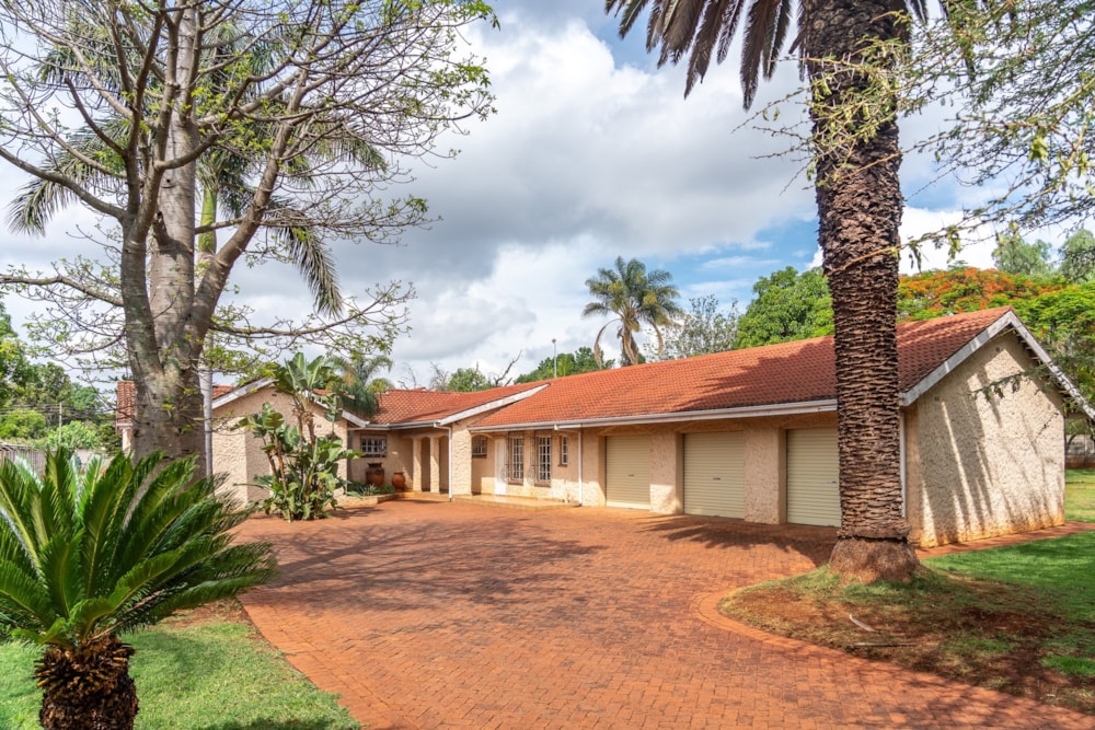 House for sale in Vainona, Zimbabwe - 3ZB1722456 House for sale in Vainona, Zimbabwe - 3ZB1722456