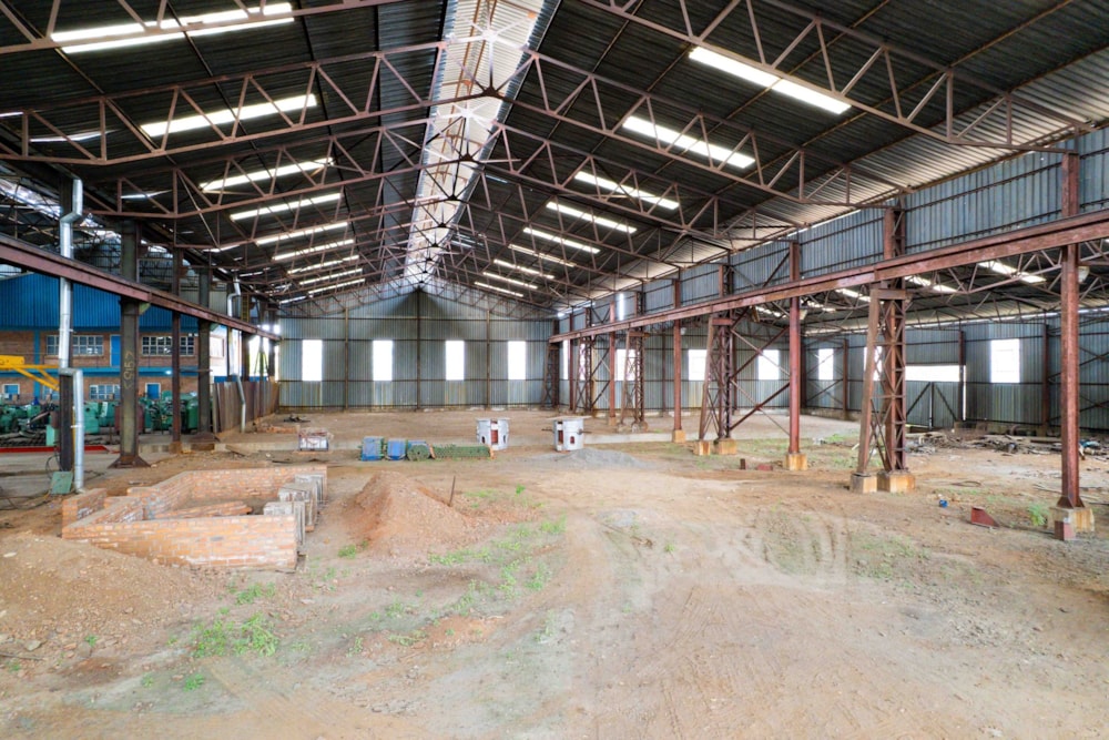 Commercial Building for sale in Bulawayo, Zimbabwe - 3ZB1720974 Commercial Building for sale in Bulawayo, Zimbabwe - 3ZB1720974