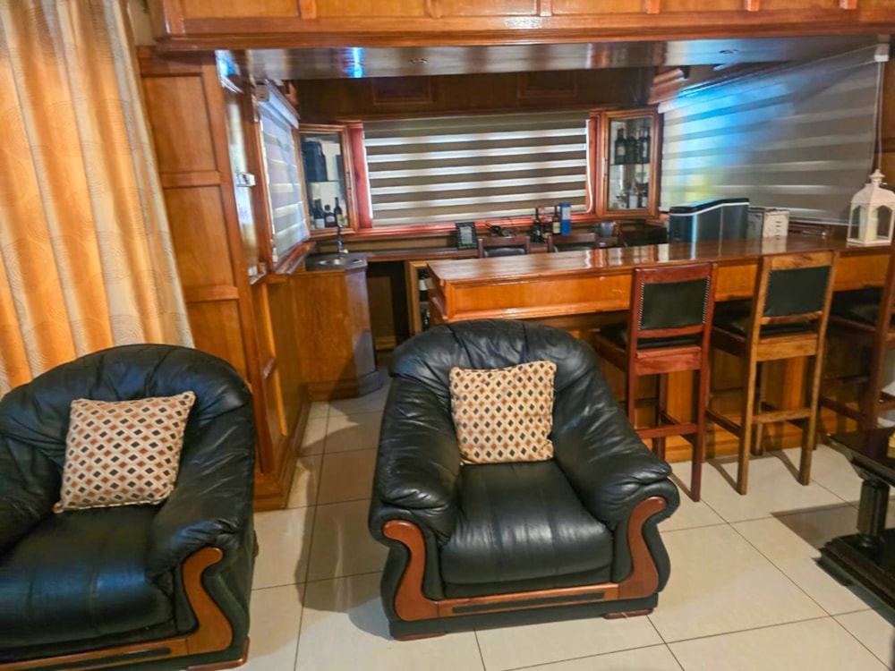 Double-storey house for sale in Borrowdale, Zimbabwe - 3ZB1721027 Double-storey house for sale in Borrowdale, Zimbabwe - 3ZB1721027