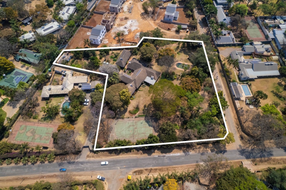 House for sale in Highlands, Zimbabwe - 3ZB1721032 House for sale in Highlands, Zimbabwe - 3ZB1721032