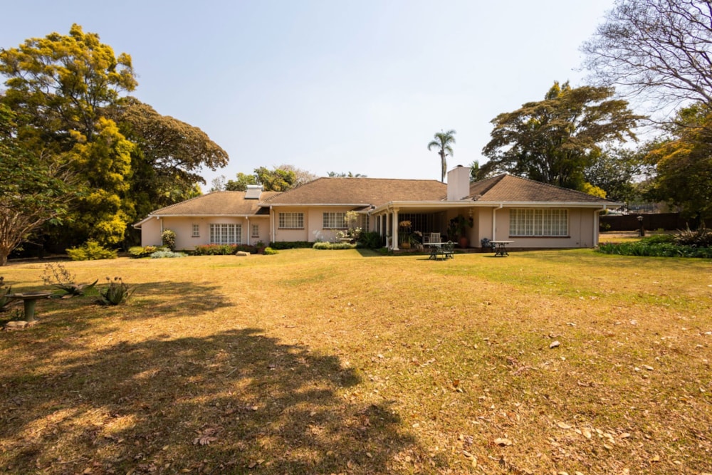 House for sale in Highlands, Zimbabwe - 3ZB1721032 House for sale in Highlands, Zimbabwe - 3ZB1721032