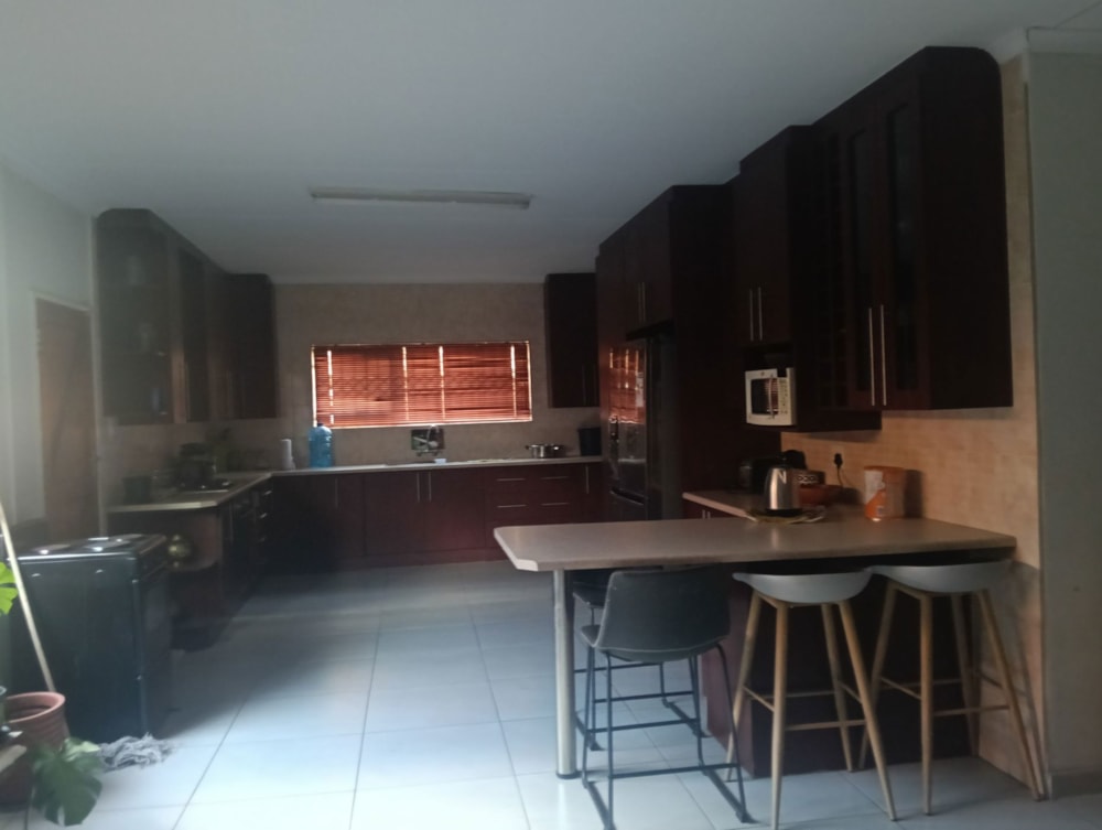 House to rent in Utility - 1KJ1721069 House to rent in Utility - 1KJ1721069