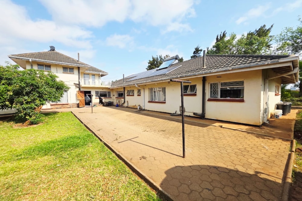 House for sale in Parklands, Zimbabwe - 3ZB1721103 House for sale in Parklands, Zimbabwe - 3ZB1721103