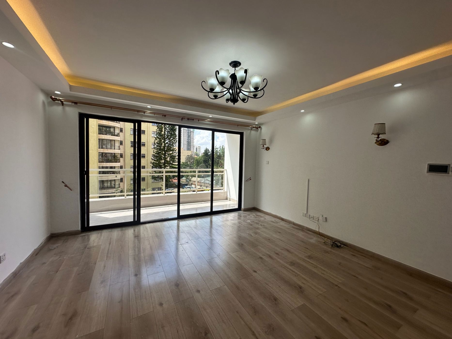 Apartment to rent in Kilimani, Kenya - 3KE1723164