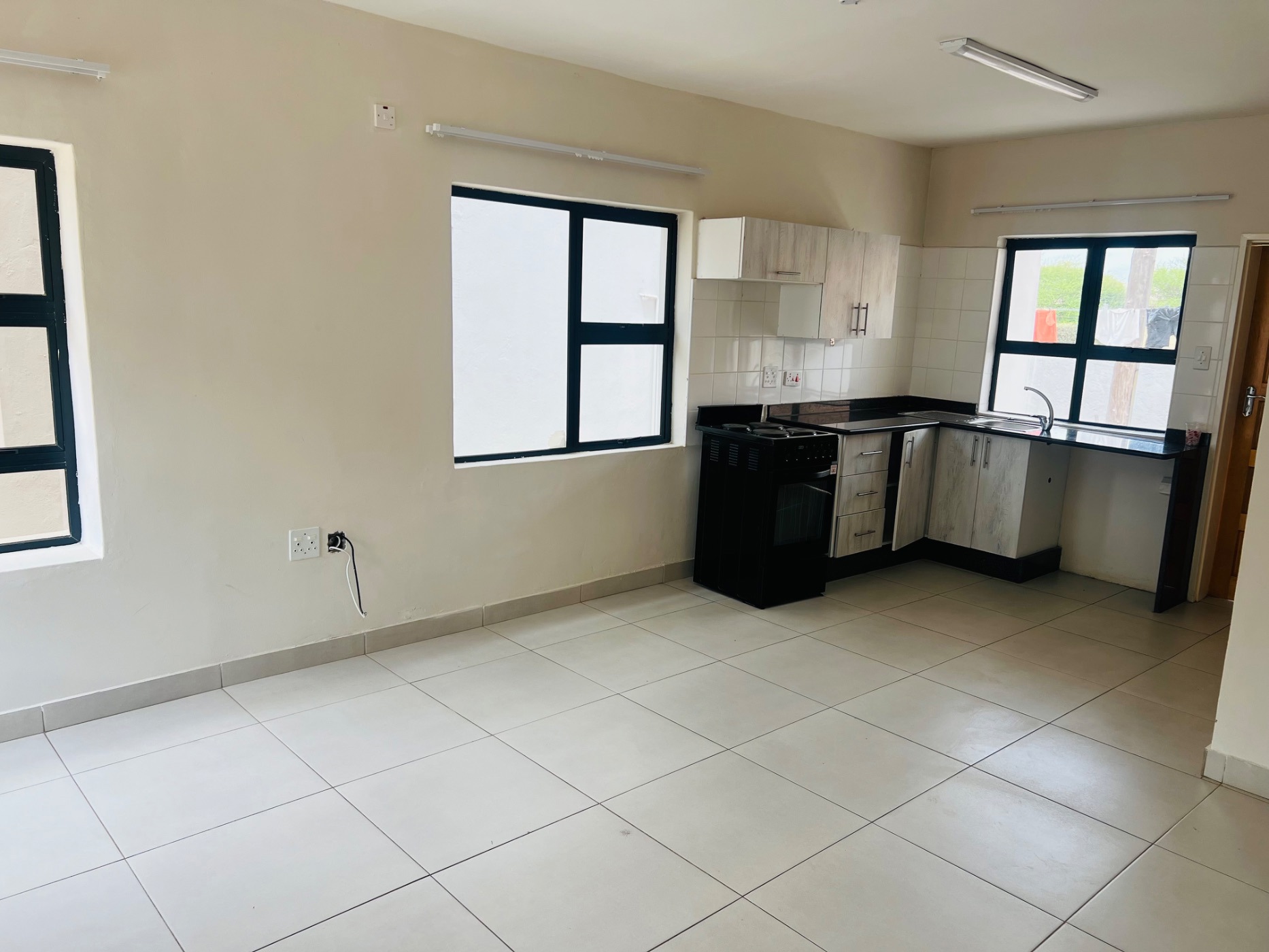 Apartment to rent in Tlokweng, Botswana - 3BO1721166