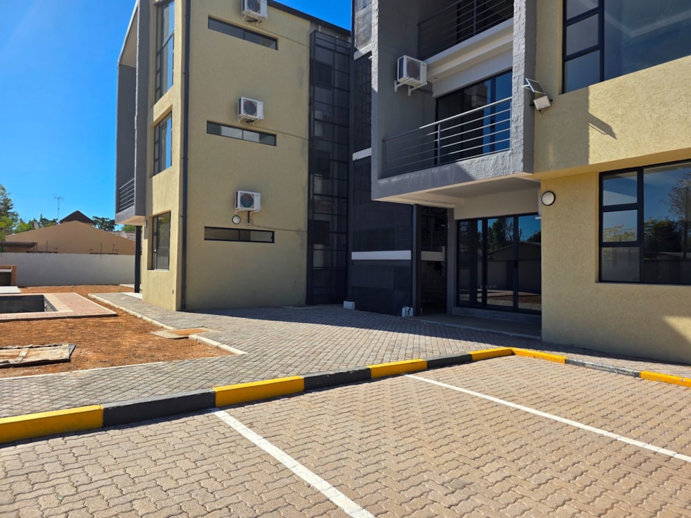 Apartment to rent in Extension 4, Botswana - 3BO1721177 Apartment to rent in Extension 4, Botswana - 3BO1721177