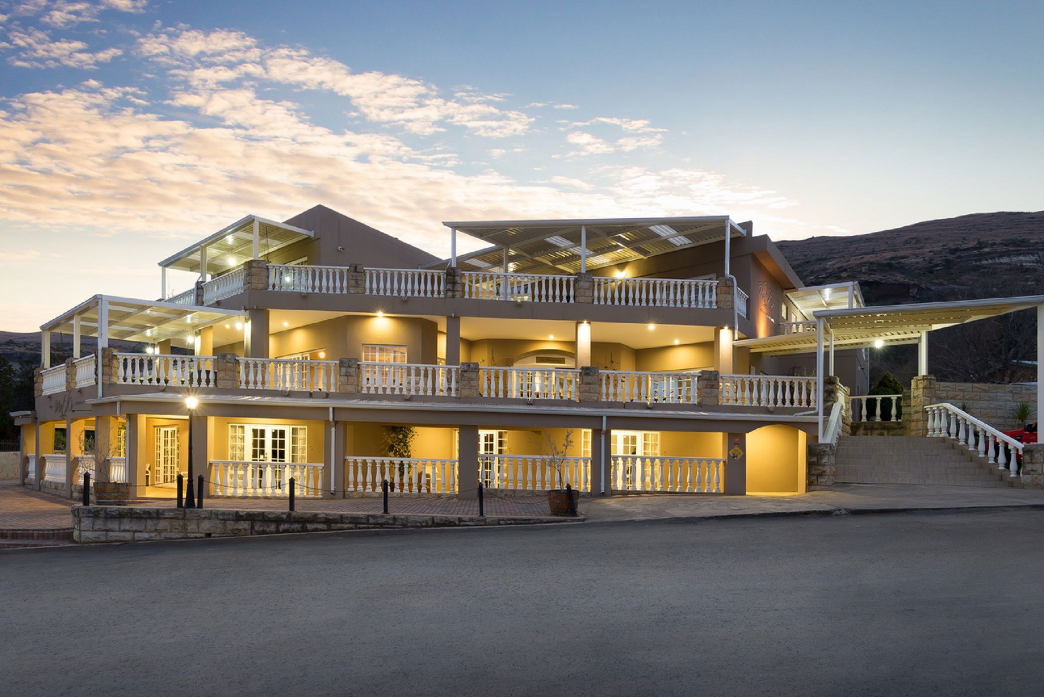 Hotel for sale in Clarens - PGLAG1721223