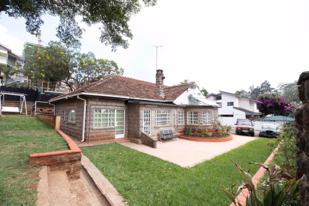 Commercial office for sale in Kilimani, Kenya - 3KE1721312 Commercial office for sale in Kilimani, Kenya - 3KE1721312