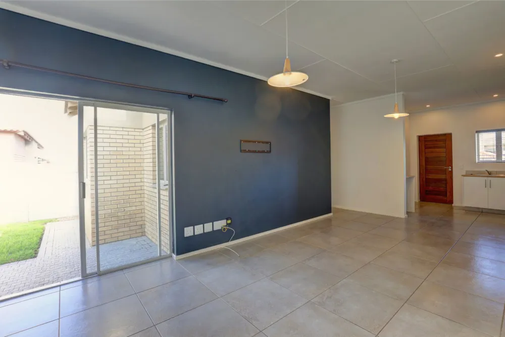 Townhouse let in Hansmoeskraal - GEO1721574 Townhouse let in Hansmoeskraal - GEO1721574