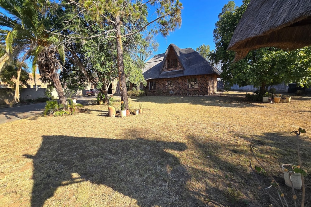 House for sale in Burnside, Bulawayo, Zimbabwe - 3ZB1721342