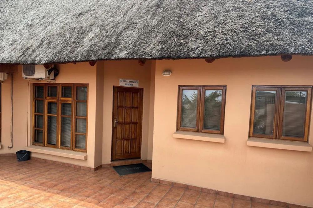 Commercial Building for sale in Tete, Tete, Mozambique - 3MQ1721359 Commercial Building for sale in Tete, Tete, Mozambique - 3MQ1721359