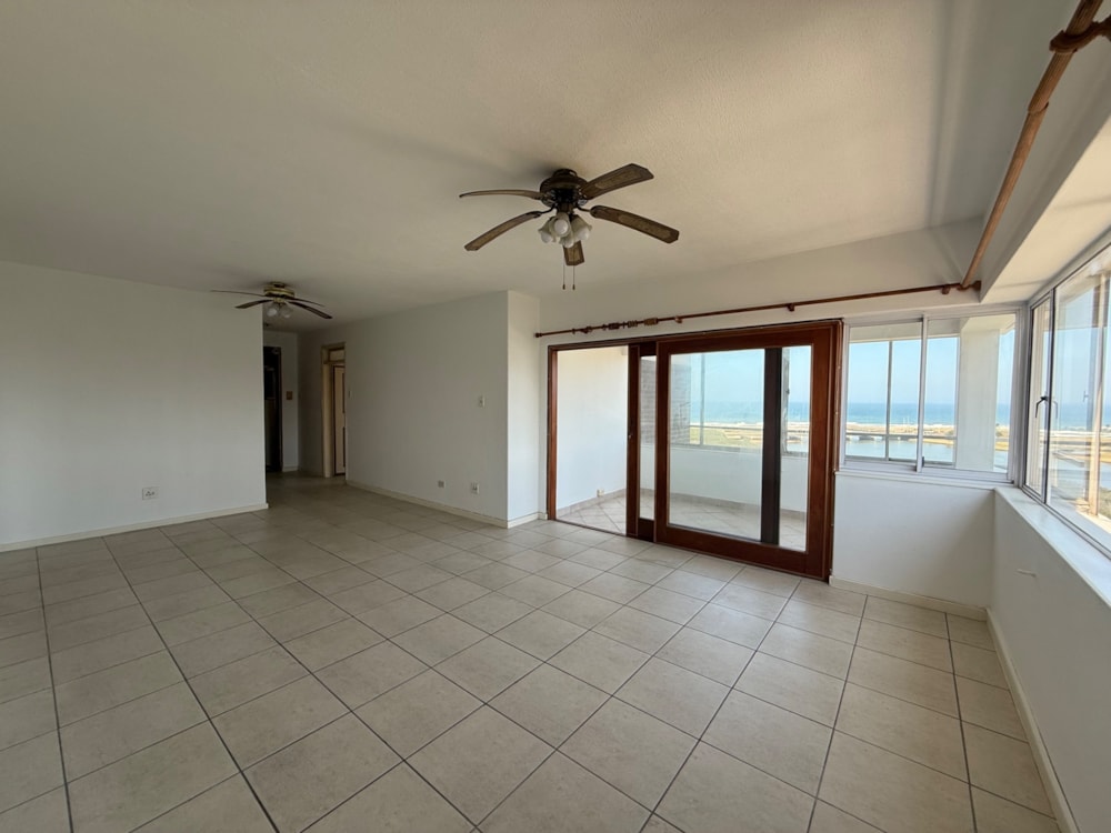 Apartment for sale in Athlone, Durban North - 1ND1721556 Apartment for sale in Athlone, Durban North - 1ND1721556