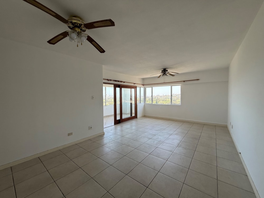 Apartment for sale in Athlone, Durban North - 1ND1721556 Apartment for sale in Athlone, Durban North - 1ND1721556