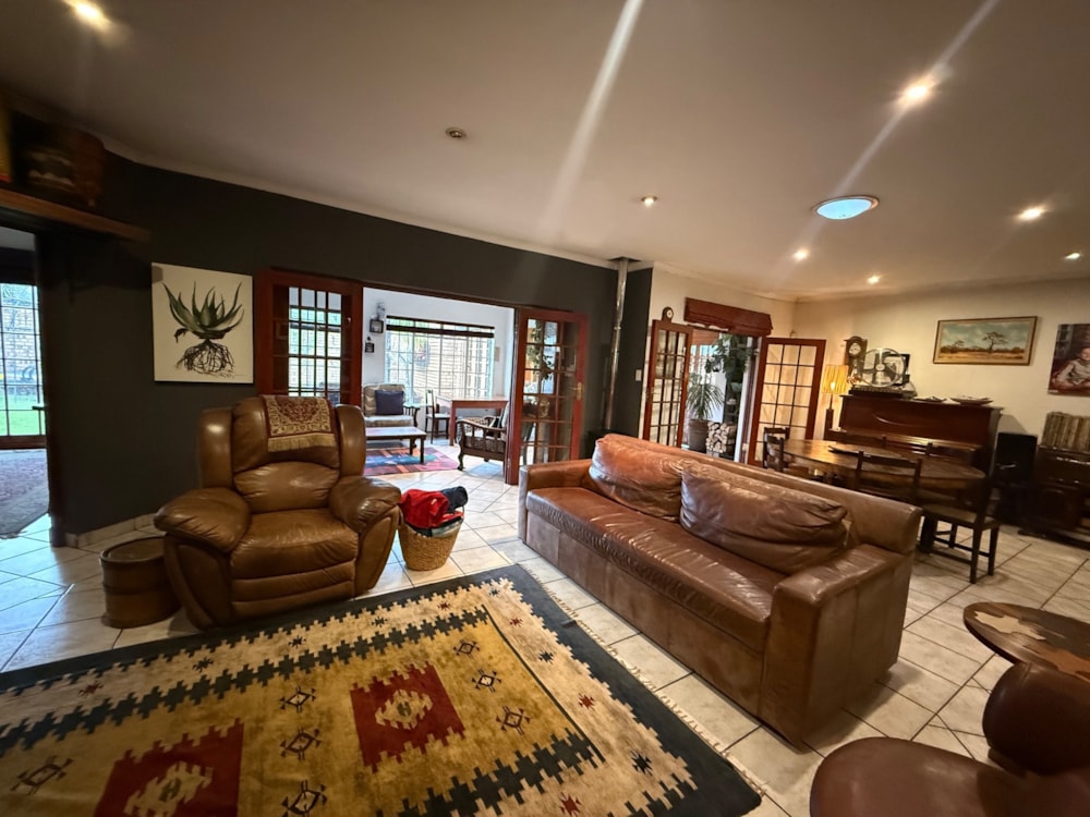 Security complex home for sale in Model Park - 1WD1721410 Security complex home for sale in Model Park - 1WD1721410