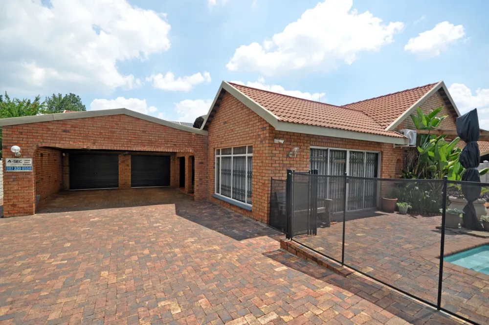 House for sale in Vanderbijlpark SE 3 - 1VT1721511 House for sale in Vanderbijlpark SE 3 - 1VT1721511