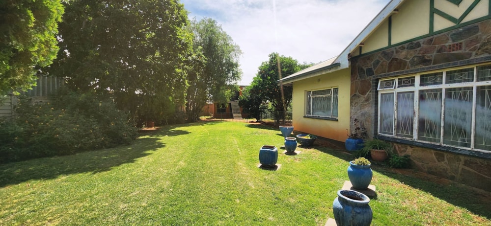 House for sale in Verwoerdpark, Kimberley - 1KJ1721570