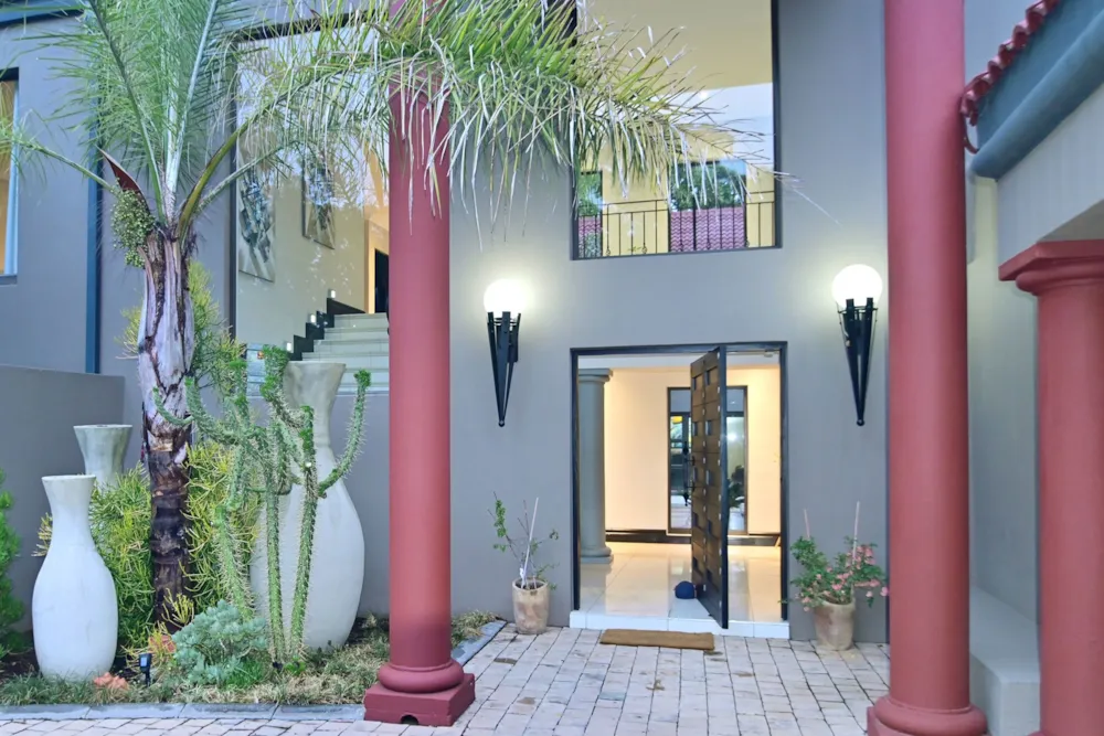 Double-storey house sold in Kyalami Estates - MR1721582 Double-storey house sold in Kyalami Estates - MR1721582