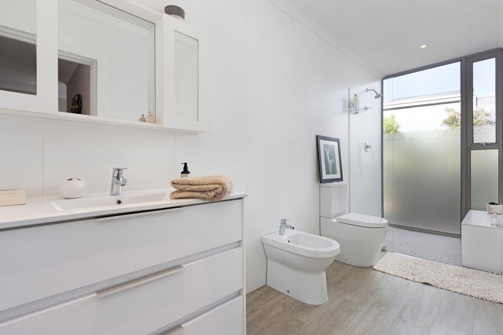 Security estate home to rent in Chapman's Bay Estate - FHL1721660