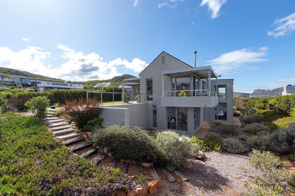 Security estate home to rent in Chapman's Bay Estate - FHL1750819