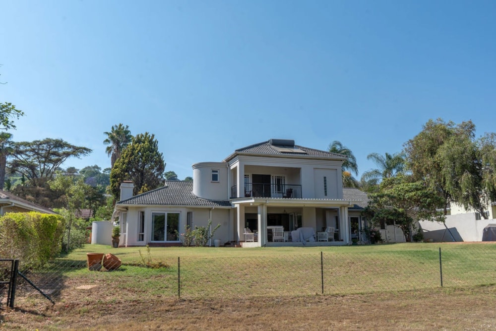 House for sale in Borrowdale Brooke, Zimbabwe - 3ZB1721566 House for sale in Borrowdale Brooke, Zimbabwe - 3ZB1721566