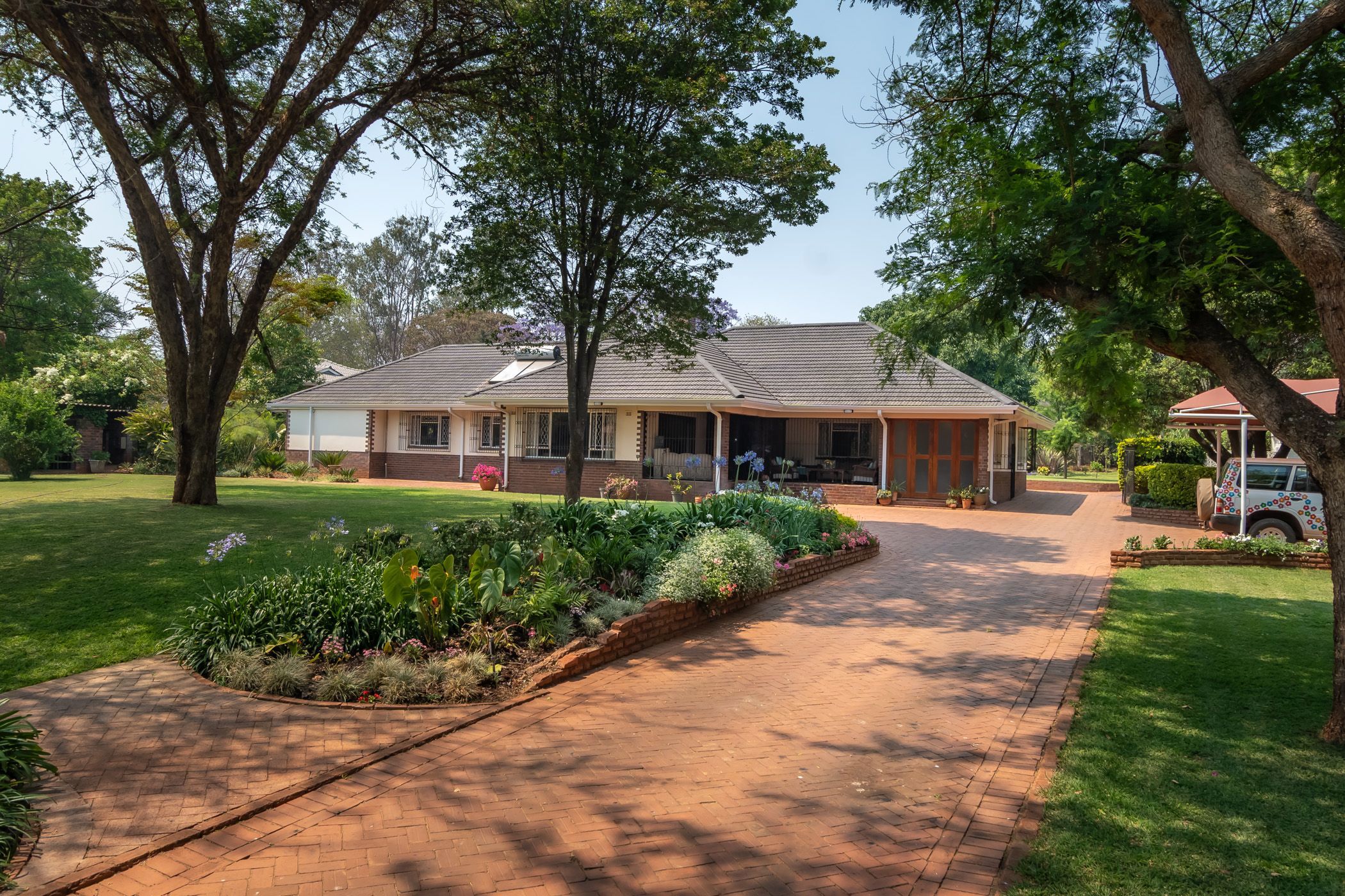 House for sale in Emerald Hill, Zimbabwe - 3ZB1721571