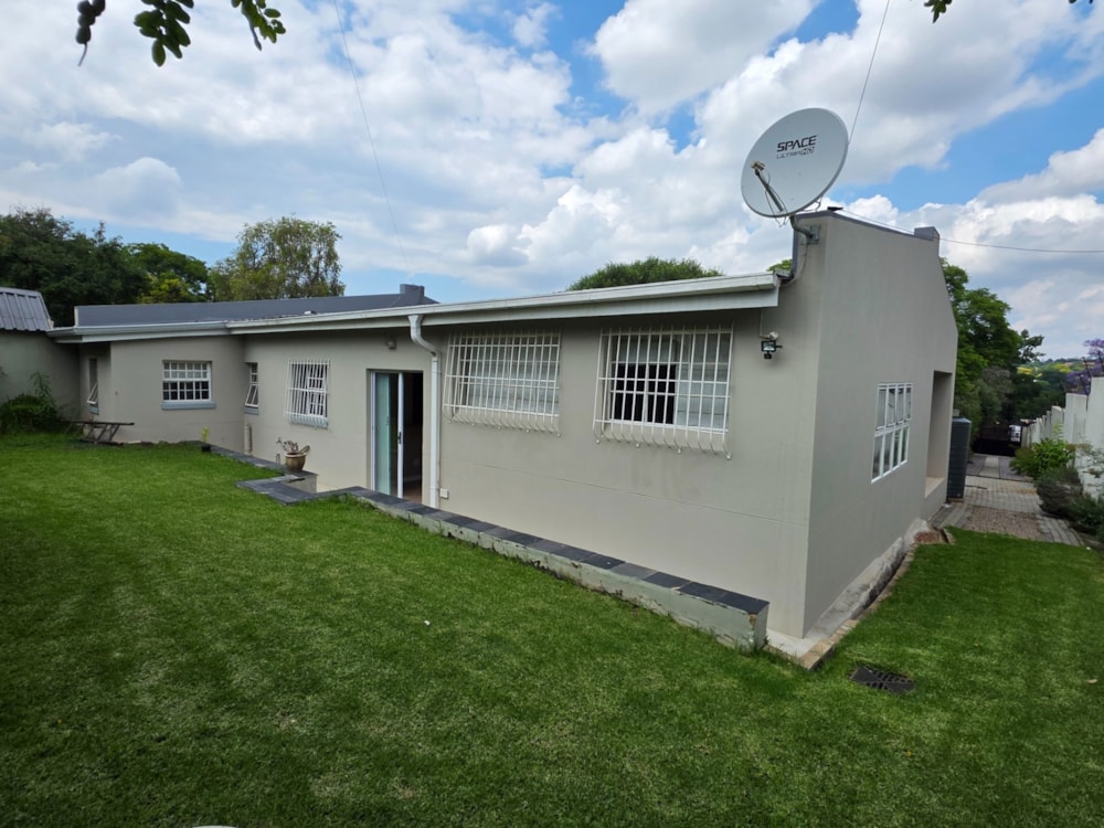Cottage to rent in Craighall Park - JBL1721884