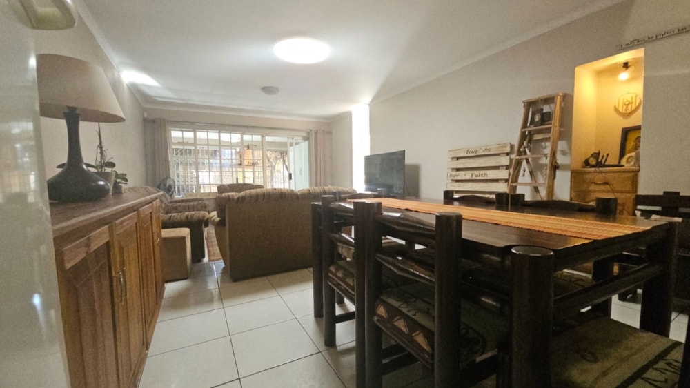 Townhouse to rent in Three Rivers North - 1VT1721666 Townhouse to rent in Three Rivers North - 1VT1721666