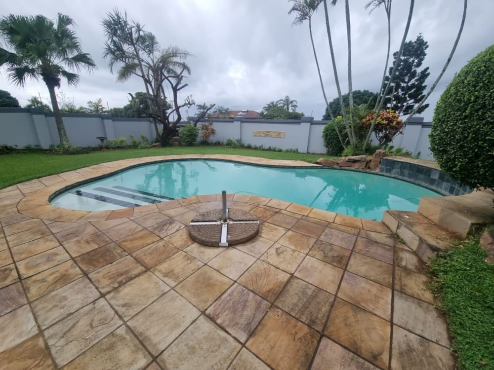 House for sale in Herrwood Park - 1ND1721638