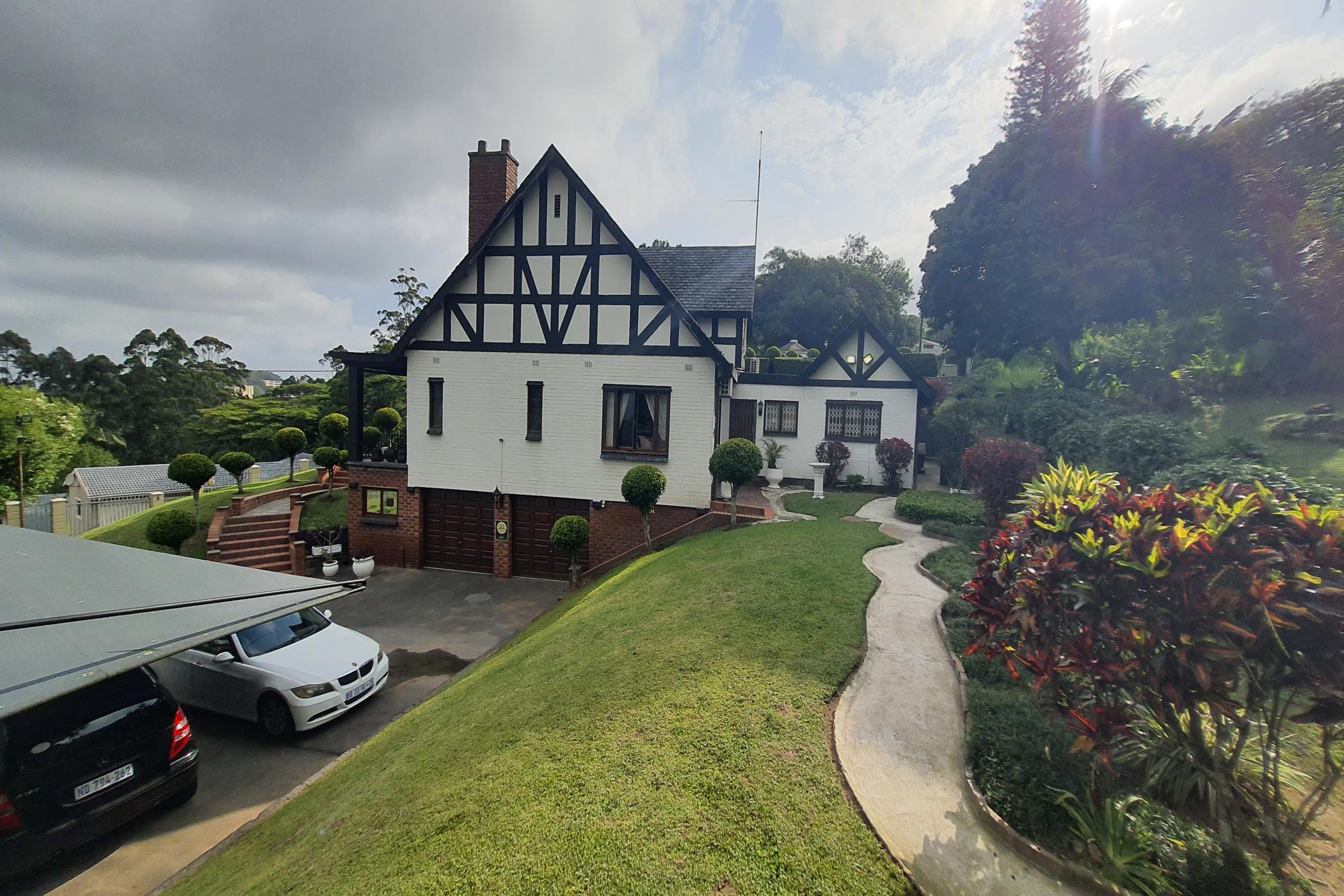 House for sale in Cowies Hill - 1WP1721652