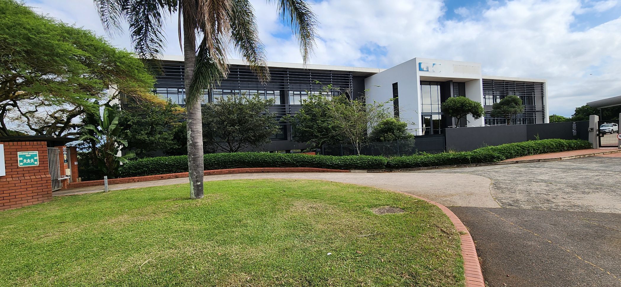 Commercial office to rent in La Lucia - 1ND1721651