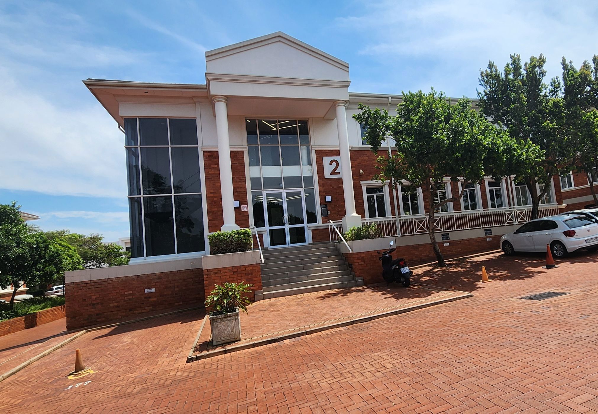 Commercial office to rent in La Lucia - 1ND1721659