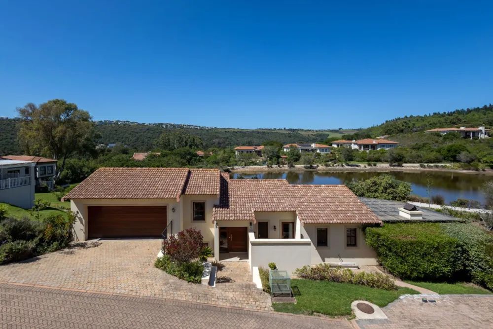 House to rent in Plettenberg Bay - 1KG1721665 House to rent in Plettenberg Bay - 1KG1721665