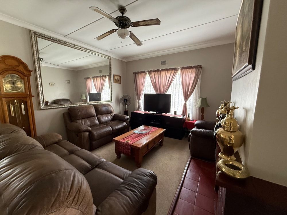 House for sale in Waterval-boven - 1DS1721704 House for sale in Waterval-boven - 1DS1721704